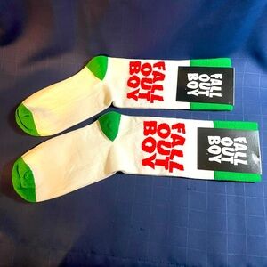 NWT Sock Club ‘Fall Out Boy’ adult crew socks white w/ green trim (2 pair)